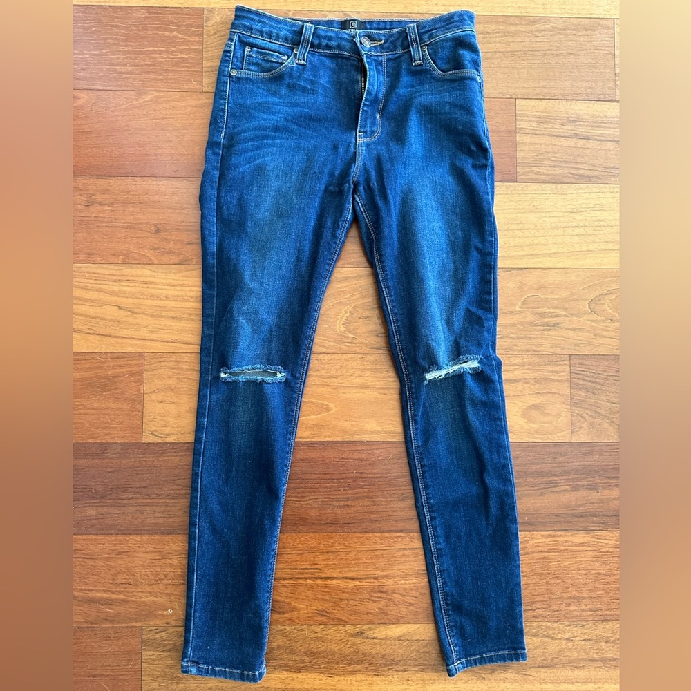 Just Black skinny ripped jeans. Size 27!